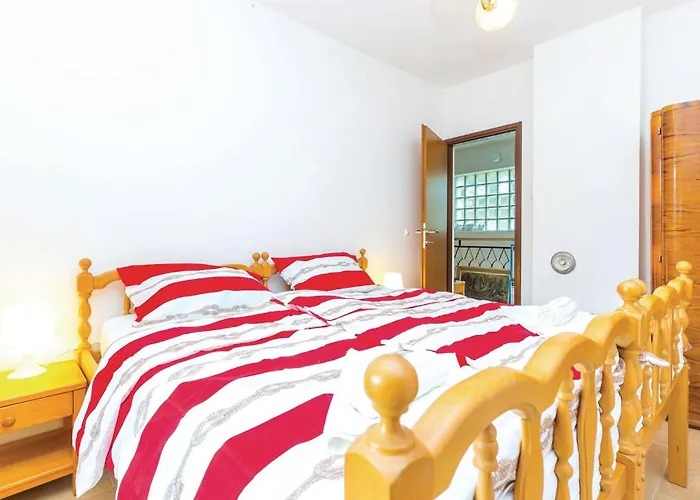 4 Bedroom Lovely In Bribir (Primorje-Gorski Kotar)