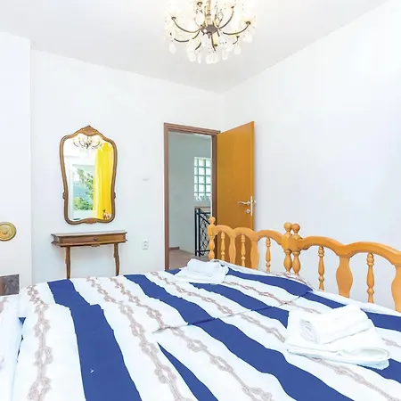 Nice Home In Bribir With Wifi Holiday home *