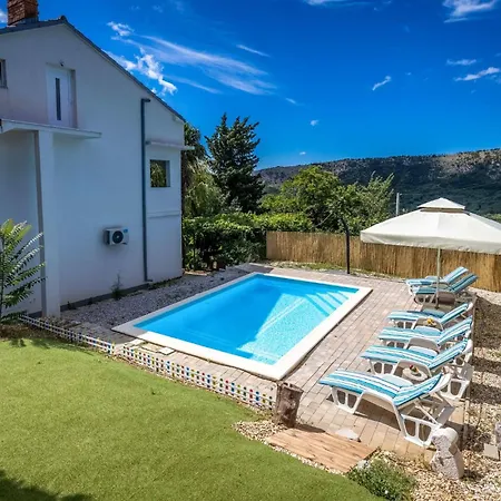 Nice Home In Bribir With Wifi Holiday home